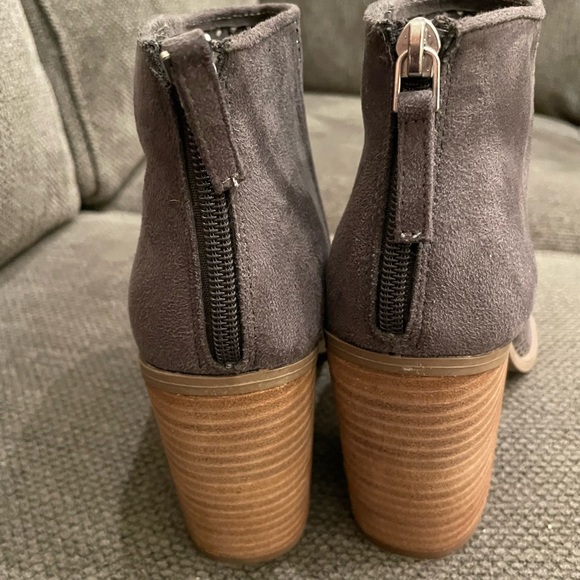 Madden Girl Boots, Size 8.5 - Picture 5 of 6